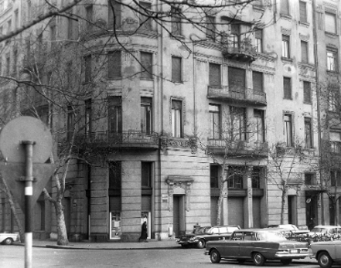 Követségi épület